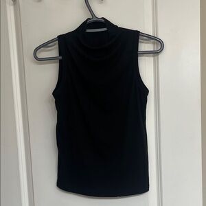 SHEIN Black Sleeveless Tank Top
